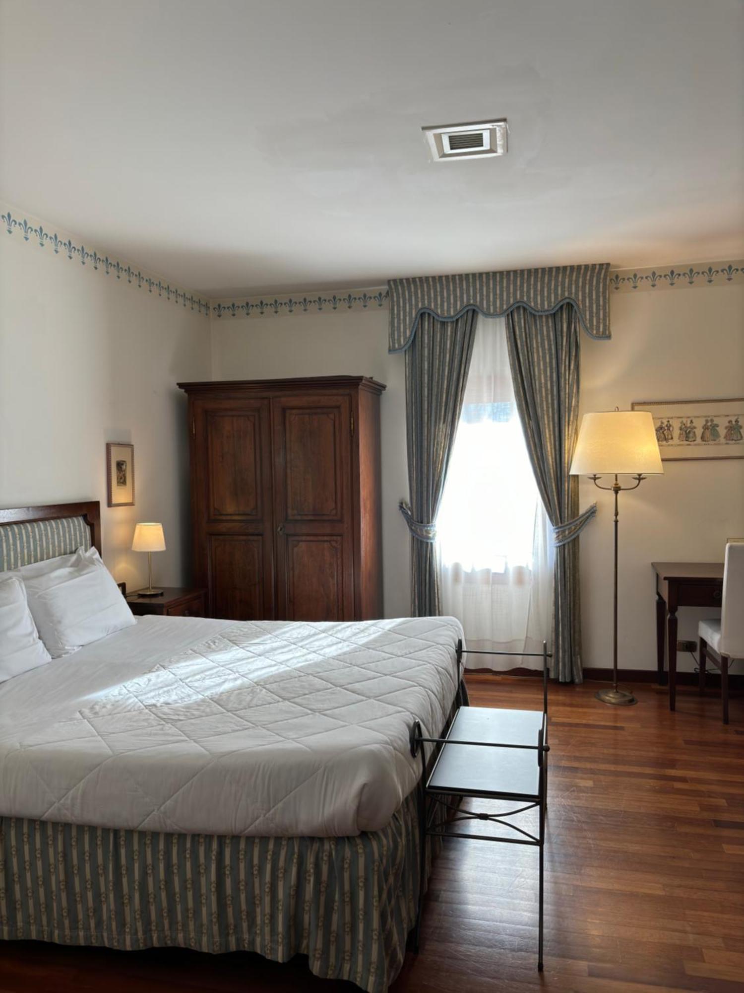 Hotel Villa Luppis Pasiano Di Pordenone ภายนอก รูปภาพ