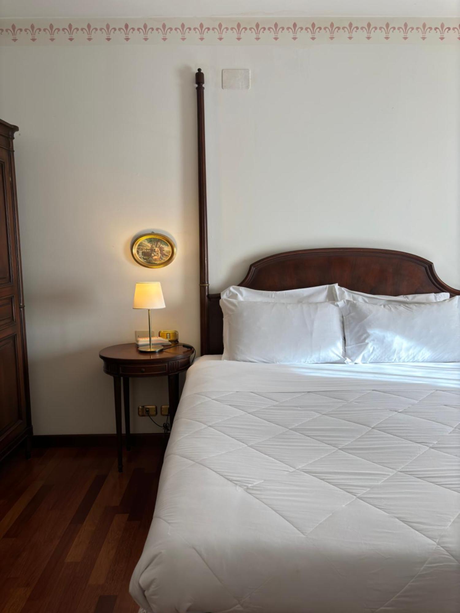 Hotel Villa Luppis Pasiano Di Pordenone ภายนอก รูปภาพ